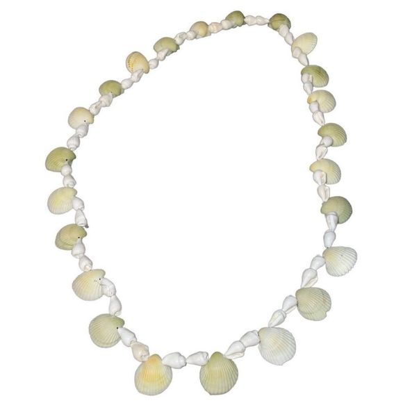 Maui Shell Island Necklace - Picture 4 of 11